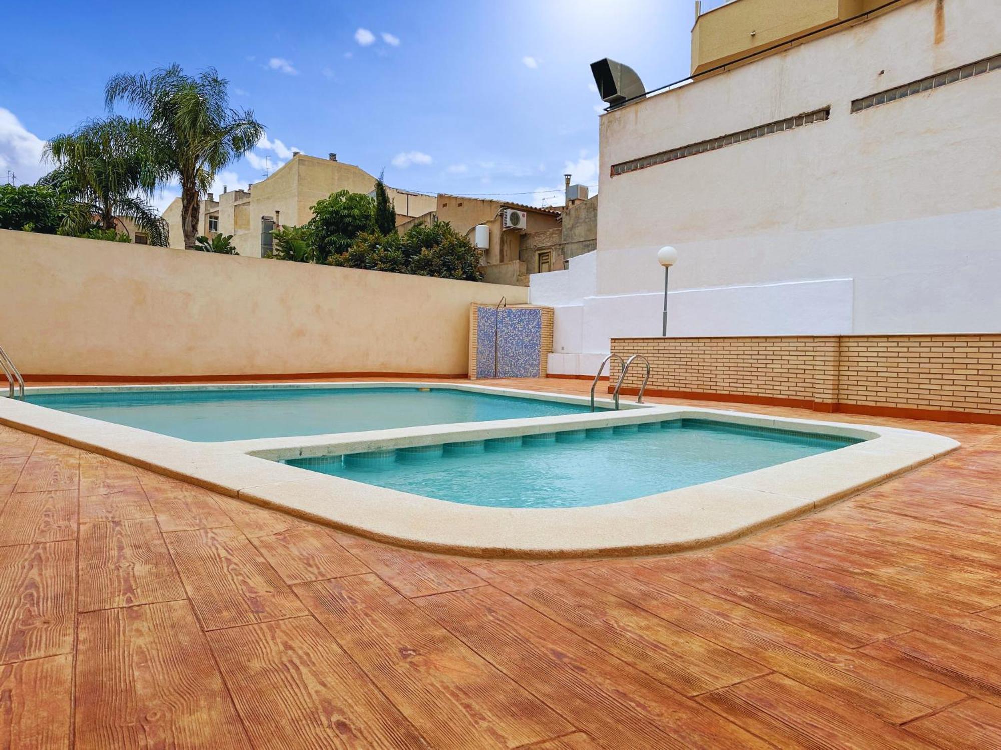 Apartament Moderne, Lumineux, Balcon, Piscine, Parking